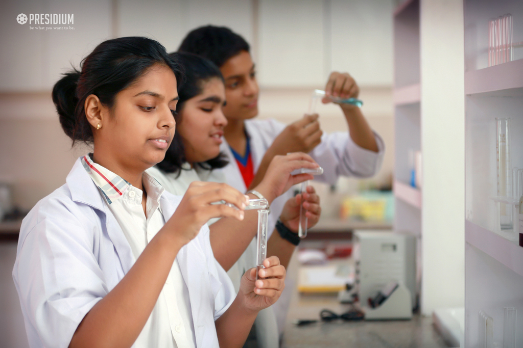 Presidium Rajnagar, BUDDING SCIENTISTS LEARN ABOUT ELECTRICITY AND DYES