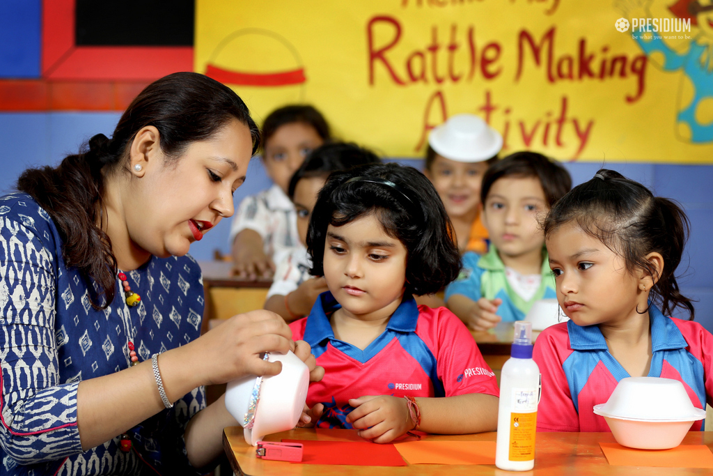 Presidium Dwarka-6, LITTLE MINDS OF PRESIDIUM LEARN TO MAKE RATTLES