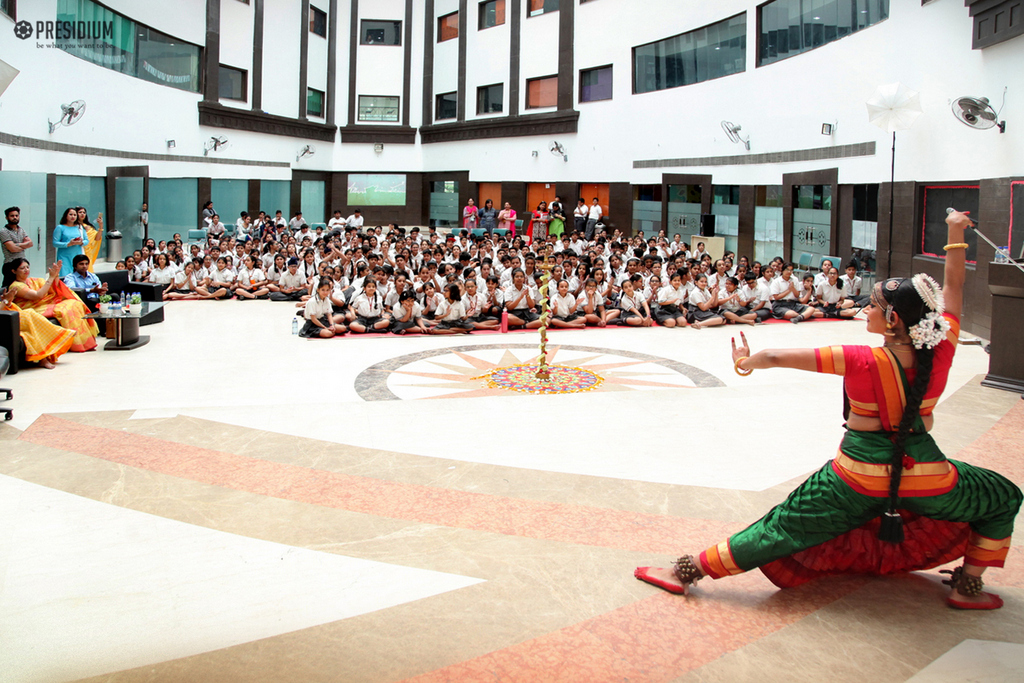 Presidium Indirapuram, BHARATNATYAM EXPONENT SMT. CHANDERSHEKHAR GRACES WORLD DANCE DAY