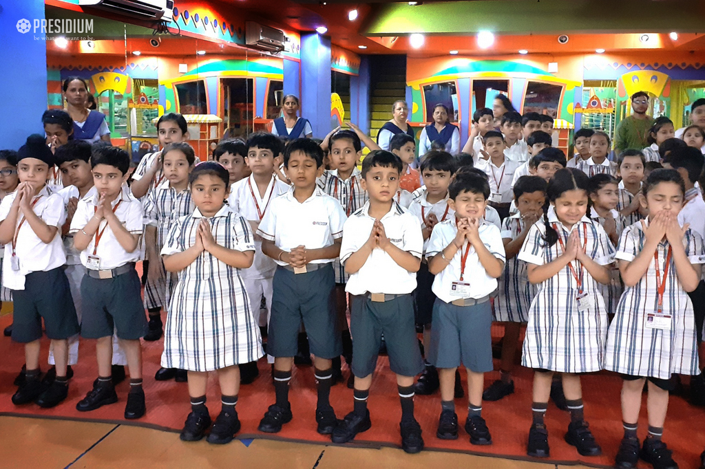 Presidium Vivek Vihar, HONOURING GURUS FOR THEIR DIVINE TEACHINGS ON GURU PURNIMA