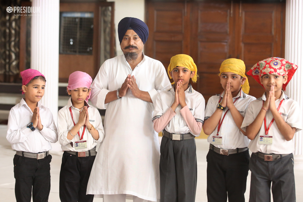 Presidium Vivek Vihar, YOUNG DEVOTEES DEVELOP A RESPECT FOR ALL RELIGIONS OF INDIA