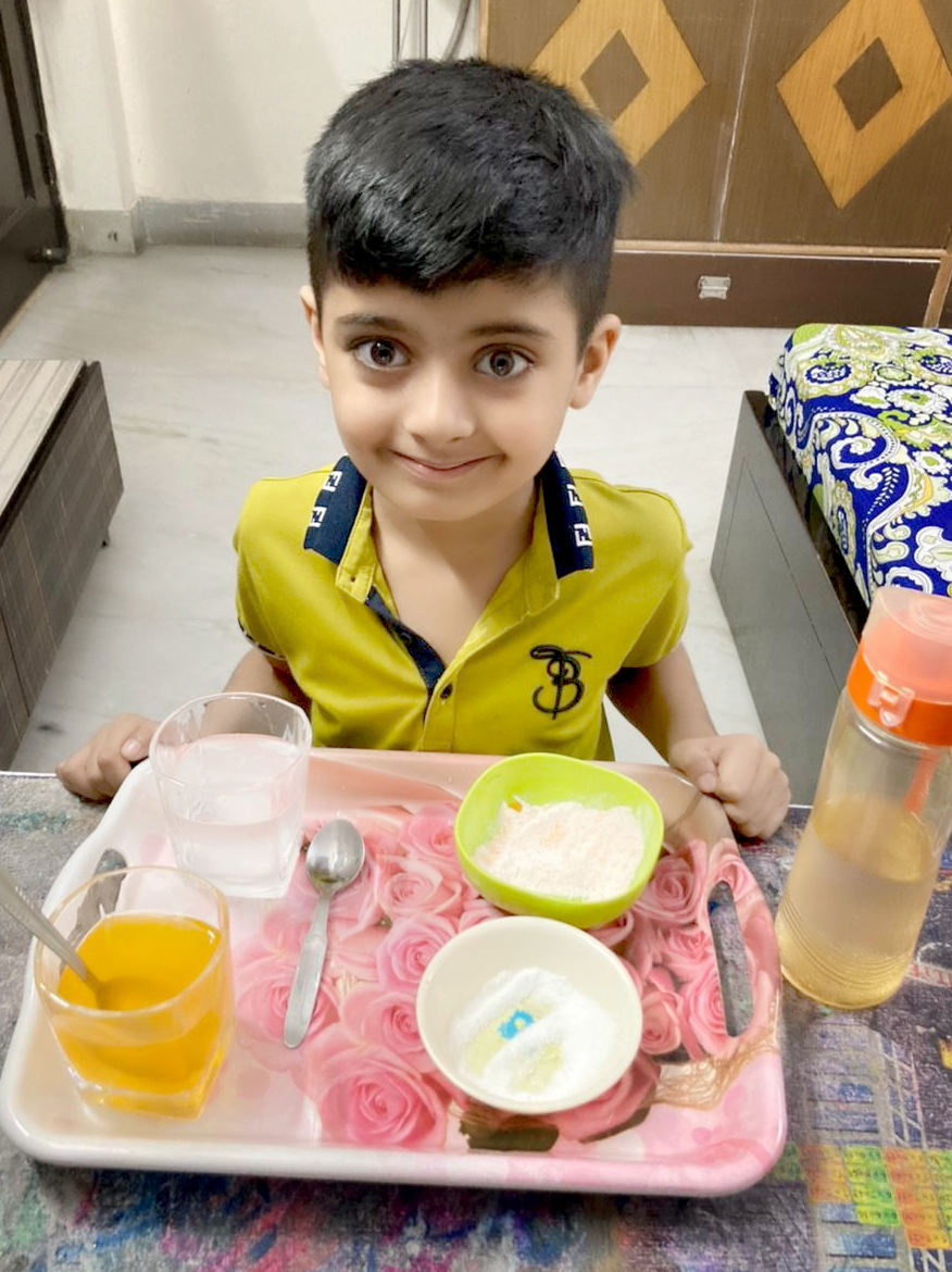 Presidium Pitampura, STUDENTS EXPLORE THE DIFFERENT PROPERTIES OF WATER Presidium Pitampura, STUDENTS EXPLORE THE DIFFERENT PROPERTIES OF WATER