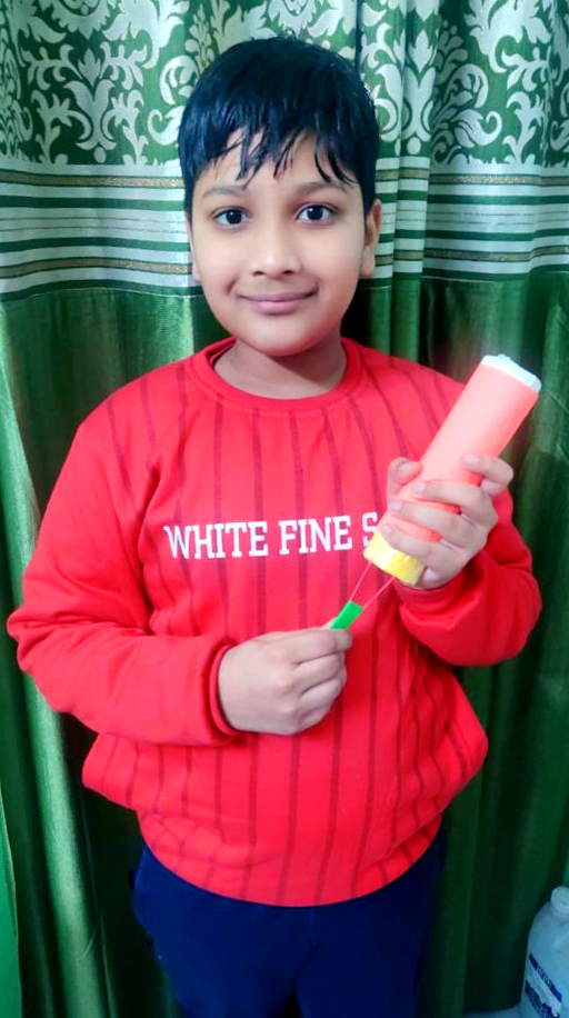 Presidium Indirapuram, STUDENTS PARTICIPATE IN PARTY POPPER ACTIVITY WITH ENTHUSIASM Presidium Indirapuram, STUDENTS PARTICIPATE IN PARTY POPPER ACTIVITY WITH ENTHUSIASM
