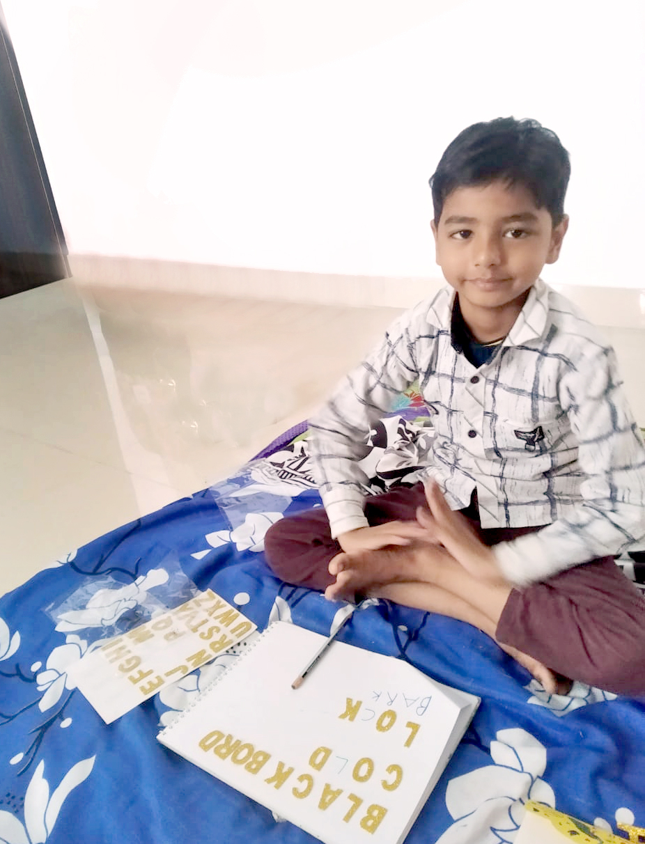Presidium Vivek Vihar, SPELLATHON COMPETITION: EXPOSURE TO WORLD OF NEW WORDS Presidium Vivek Vihar, SPELLATHON COMPETITION: EXPOSURE TO WORLD OF NEW WORDS