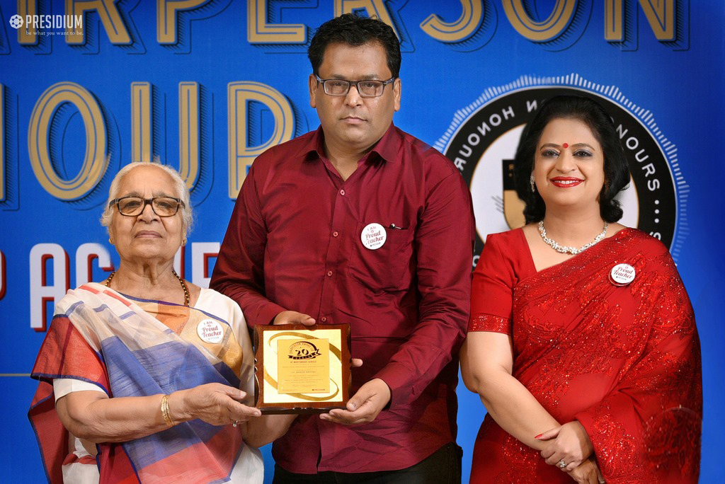 Presidium Dwarka-6, MRS.SUDHA GUPTA REWARDS TEACHERS AT CHAIRPERSON HONOURS