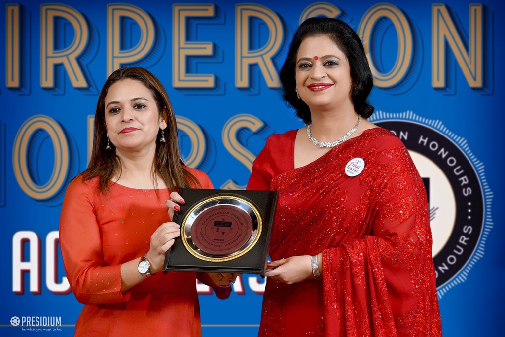 Presidium Gurgaon-57, MRS. SUDHA GUPTA MA’AM  ACKNOWLEDGES TEACHERS  AT CHAIRPERSON HONOURS