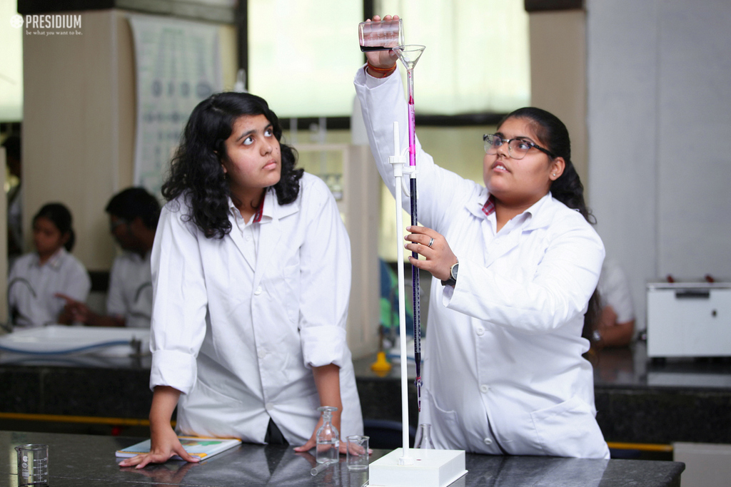 Presidium Indirapuram, YOUNG SCIENTISTS LEARN THE TECHNIQUE OF TITRATION