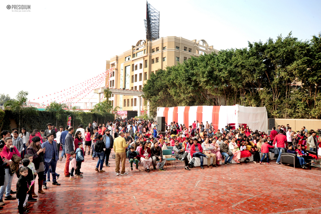 Presidium Gurgaon-57, CHRISTMAS FERVOUR AND MAGIC SPREADS AT THE CHRISTMAS CARNIVAL