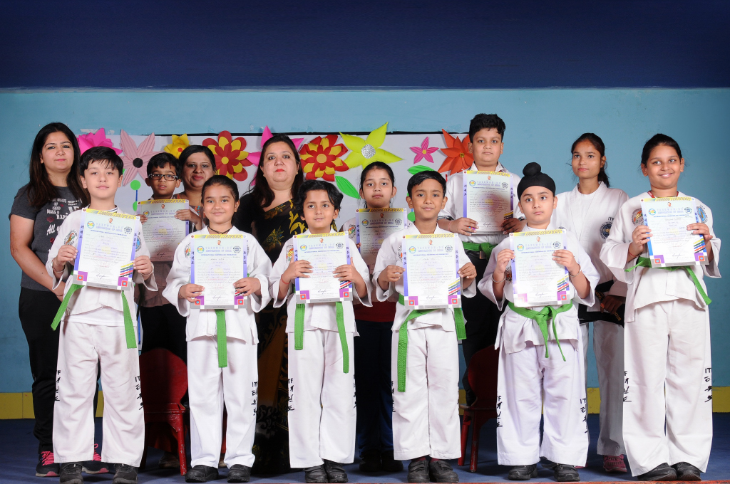 Presidium Vivek Vihar, SPECIAL FELICITATION CEREMONY FOR TAEKWONDO CHAMPS