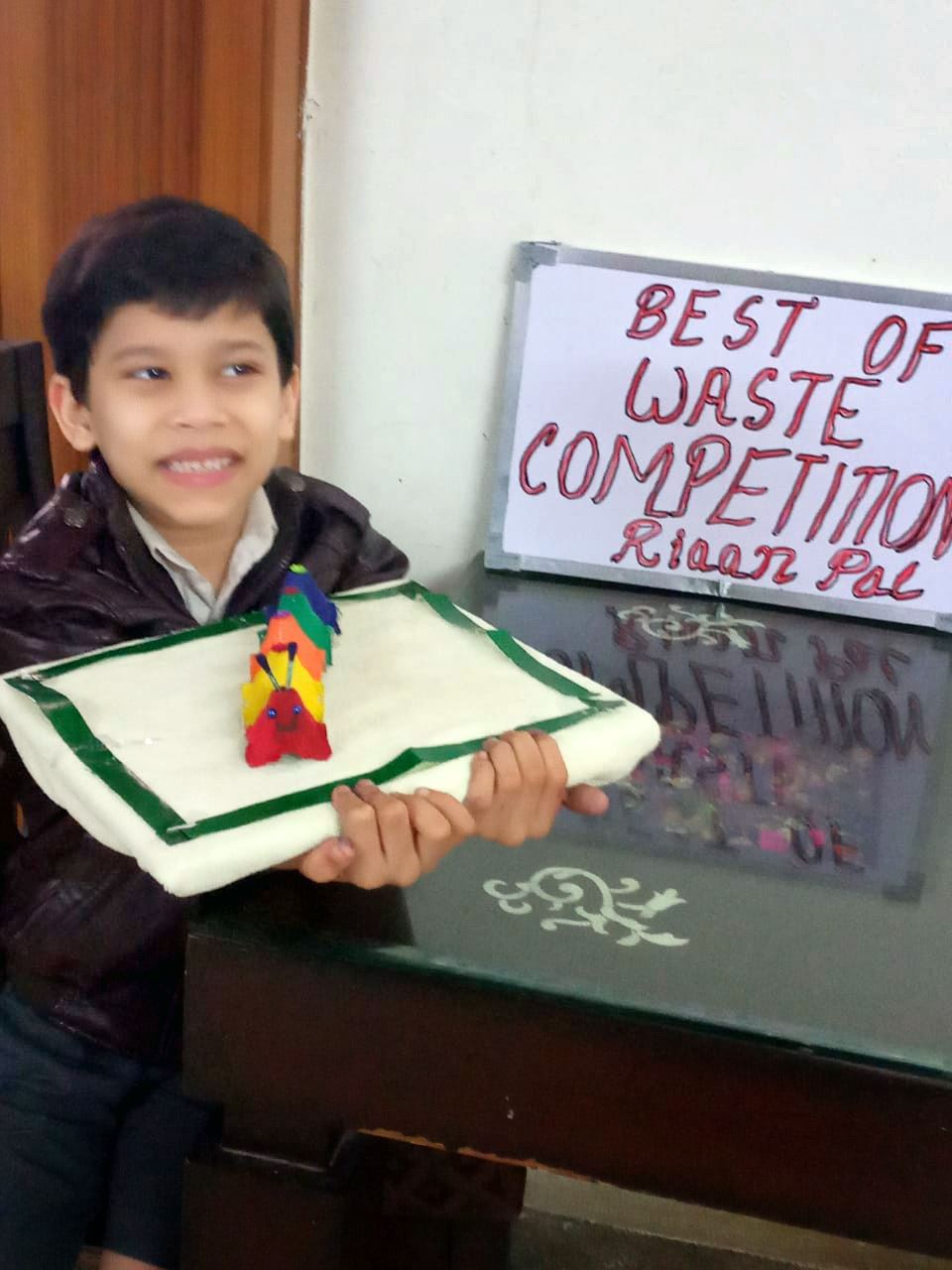 Presidium Dwarka-6, LITTLE ARTSY HANDS CREATE THE BEST OUT OF WASTE!