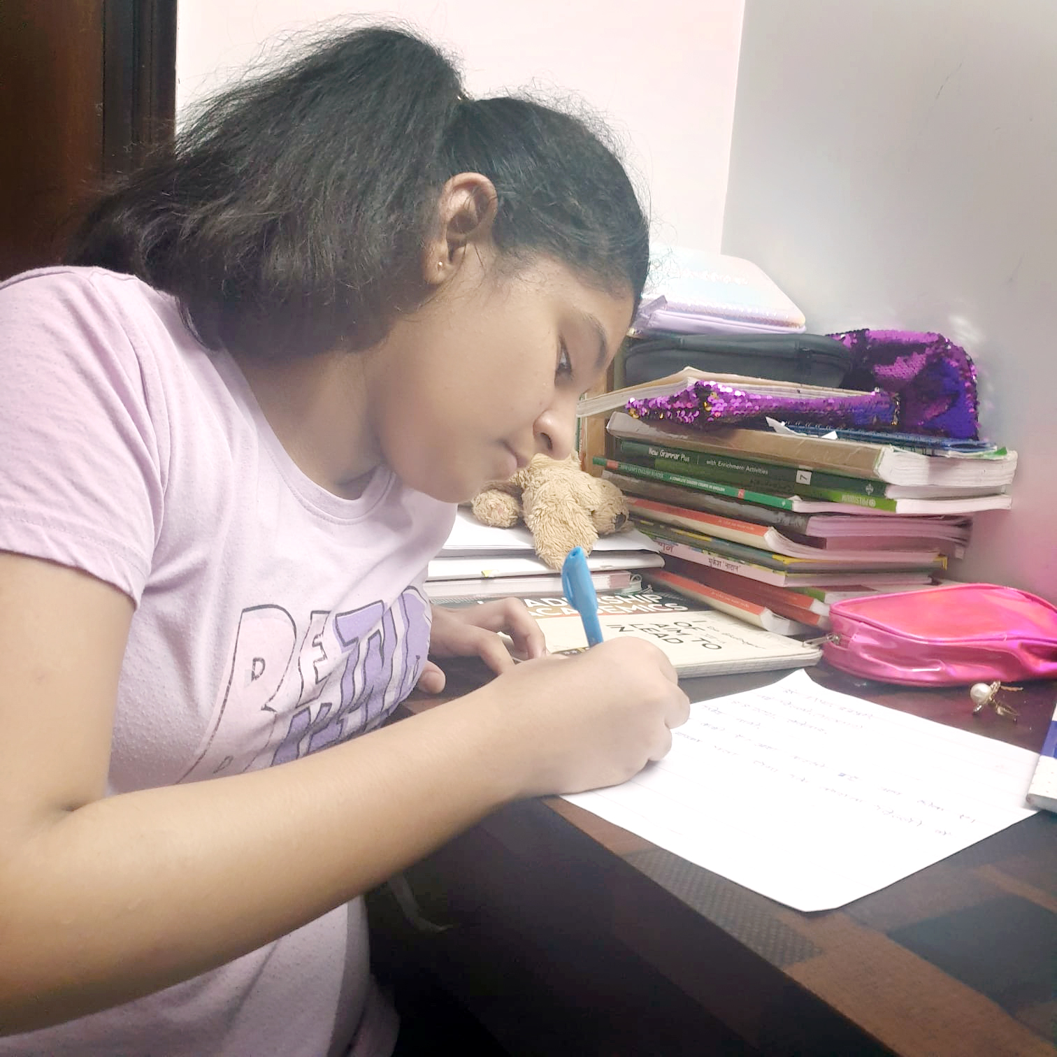 Presidium Punjabi Bagh, STUDENTS EXPRESS THEMSELVES WITH INFORMAL LETTER WRITING Presidium Punjabi Bagh, STUDENTS EXPRESS THEMSELVES WITH INFORMAL LETTER WRITING