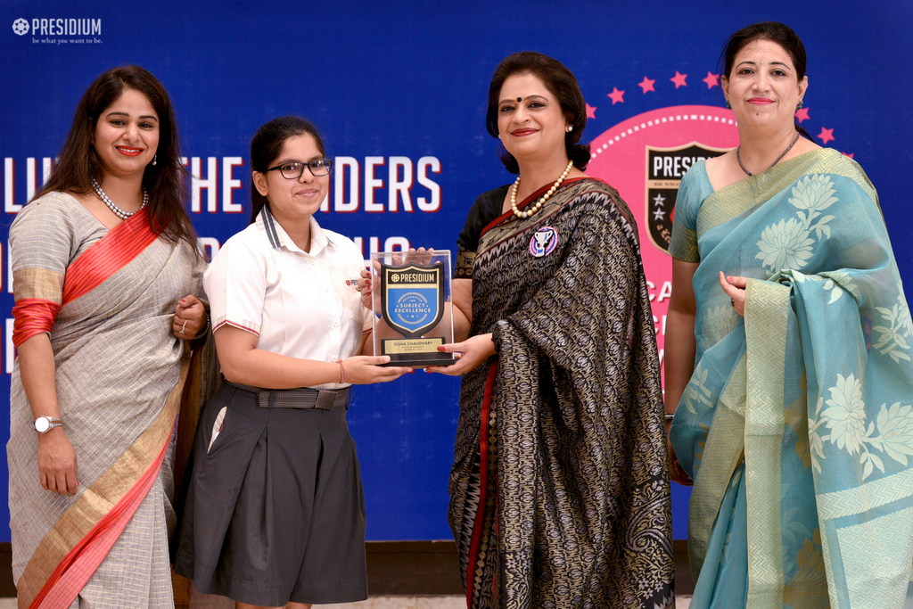 Presidium Indirapuram, ACADEMIC EXCELLENCE 2018:HONOURING THE ACADEMIC RIGOR OF STUDENTS