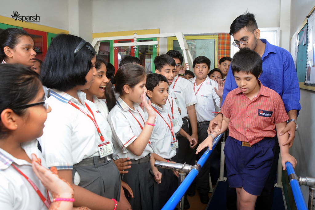 Presidium Indirapuram, YOUNG PHILANTHROPISTS VISIT SPARSH TO SEE THEIR SPECIAL FRIENDS