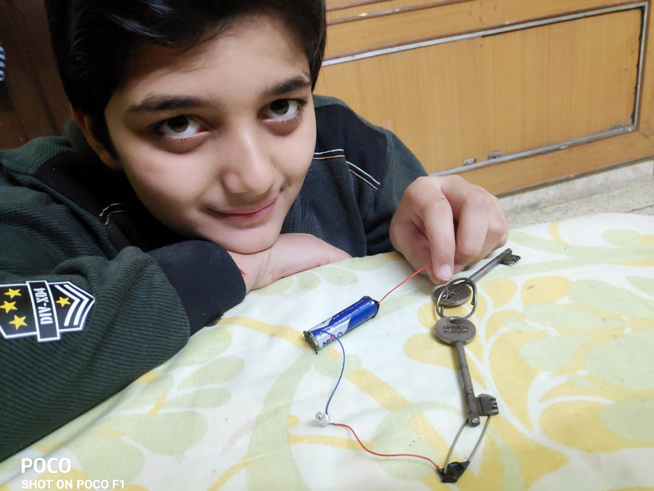 STUDENTS TAKE PART IN ELECTRIC CIRCUIT ACTIVITY 2020