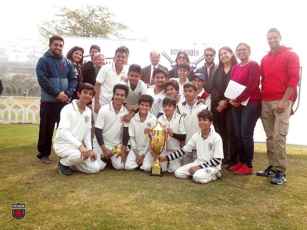 Presidium Indirapuram, PRESIDIUM INDIRAPURAM WINS RUNNERS-UP TROPHY AT THE INTER PRESIDIUM CRICKET TOURNAMENT