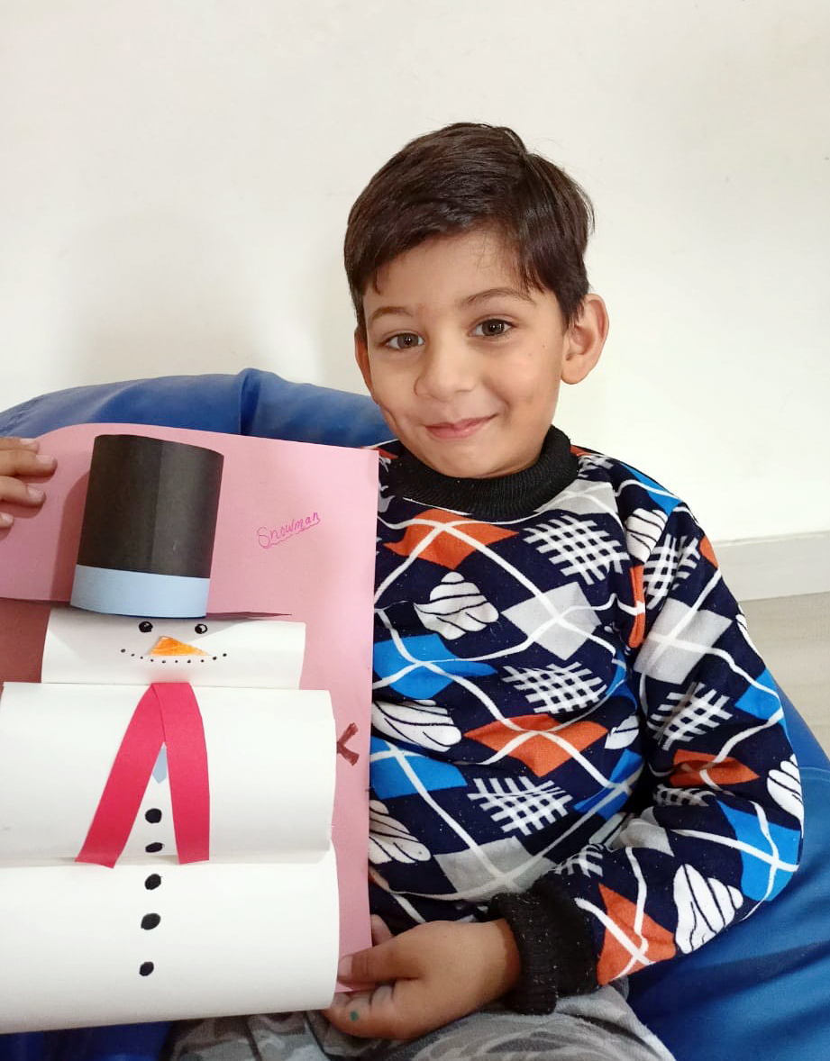 Presidium Rajnagar, STUDENTS PARTICIPATE IN SNOWMAN ACTIVITY WITH ARDOUR