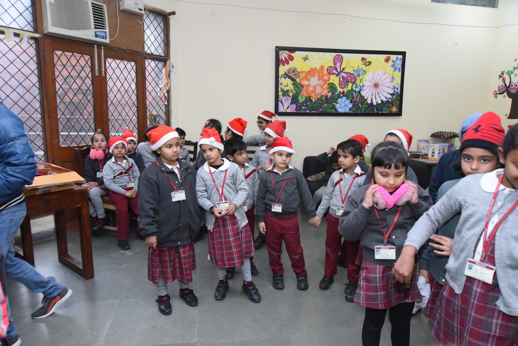 Presidium Dwarka-6, PRESIDIANS CELEBRATE CHRISTMAS WITH INMATES OF ORPHANAGE