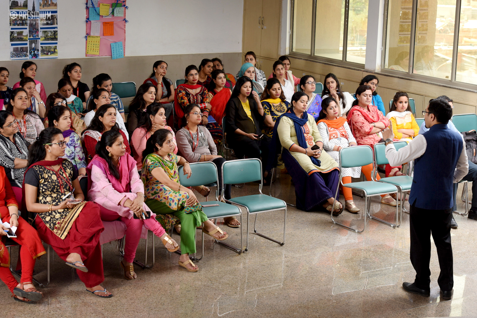 Presidium Gurgaon-57, PRESIDIUM HOSTS A HEALTH SESSION ON BREAST CANCER AWARENESS