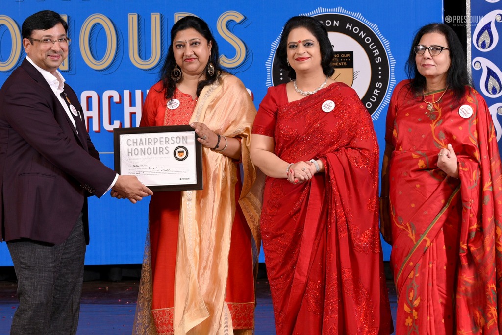 Presidium Gurgaon-57, MRS. SUDHA GUPTA MA’AM  ACKNOWLEDGES TEACHERS  AT CHAIRPERSON HONOURS