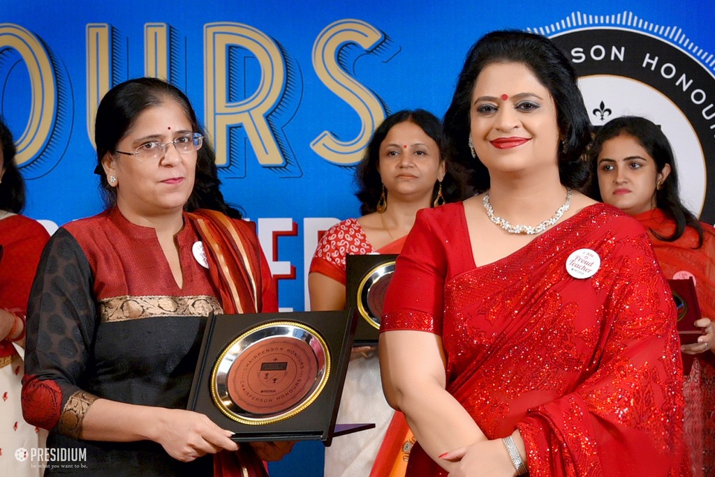 Presidium Gurgaon-57, MRS. SUDHA GUPTA MA’AM  ACKNOWLEDGES TEACHERS  AT CHAIRPERSON HONOURS