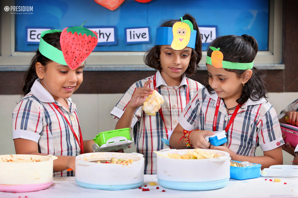 Presidium Gurgaon-57, PRESIDIANS LEARN TO MAKE SALADS FOR A BALANCED DIET