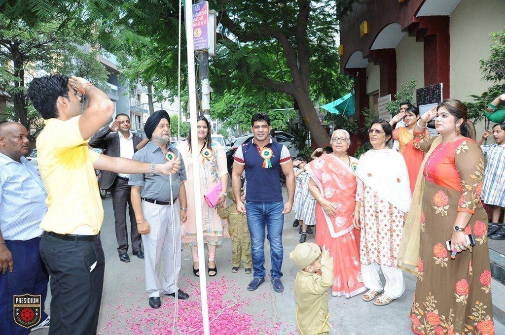 Presidium Rajnagar, Patriotic spirit dawns at Presidium