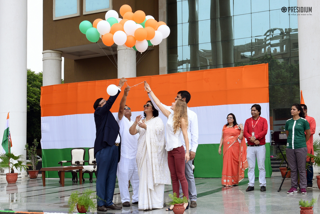 Presidium Gurgaon-57, MRS.SUDHA GUPTA CELEBRATES INDEPENDENCE DAY WITH PRESIDIANS