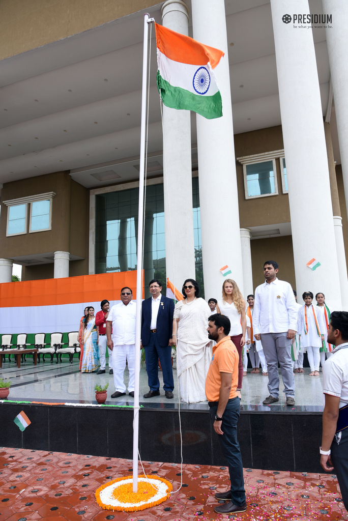 Presidium Gurgaon-57, MRS.SUDHA GUPTA CELEBRATES INDEPENDENCE DAY WITH PRESIDIANS