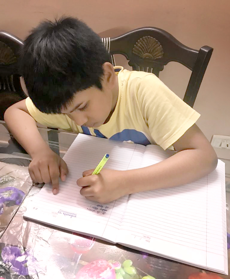 Presidium Punjabi Bagh, STUDENTS EXPRESS THEMSELVES WITH INFORMAL LETTER WRITING Presidium Punjabi Bagh, STUDENTS EXPRESS THEMSELVES WITH INFORMAL LETTER WRITING
