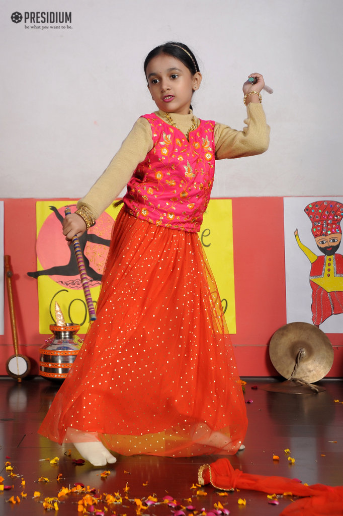 Presidium Dwarka-6, YOUNG PRESIDIANS ENTHRALL EVERYONE WITH GRACEFUL DANCE MOVES!