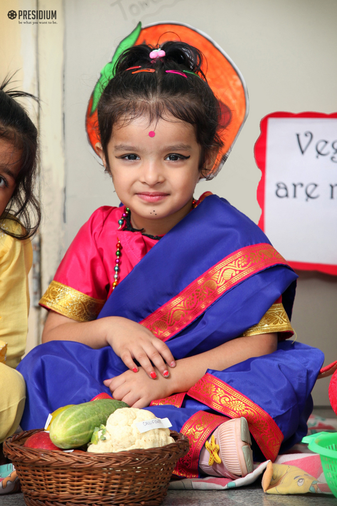 Presidium Gurgaon-57, PRESIDIANS DRESS AS VENDORS FOR THE 'FRUIT & VEGETABLE' ACTIVITY