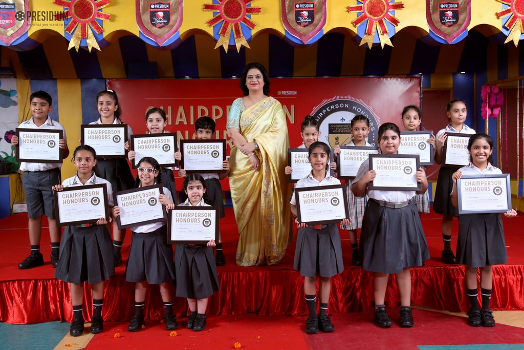 Presidium Punjabi Bagh, RESPECTED SUDHA MA’AM AWARDS LEADERS AT CHAIRPERSON HONOURS