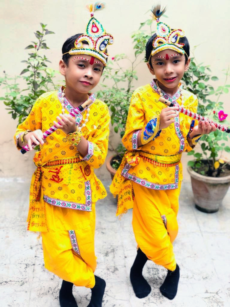 Presidium Punjabi Bagh, PRESIDIANS JOYFULLY SING KRISHNA SHLOKAS TO CELEBRATE JANMASHTAMI