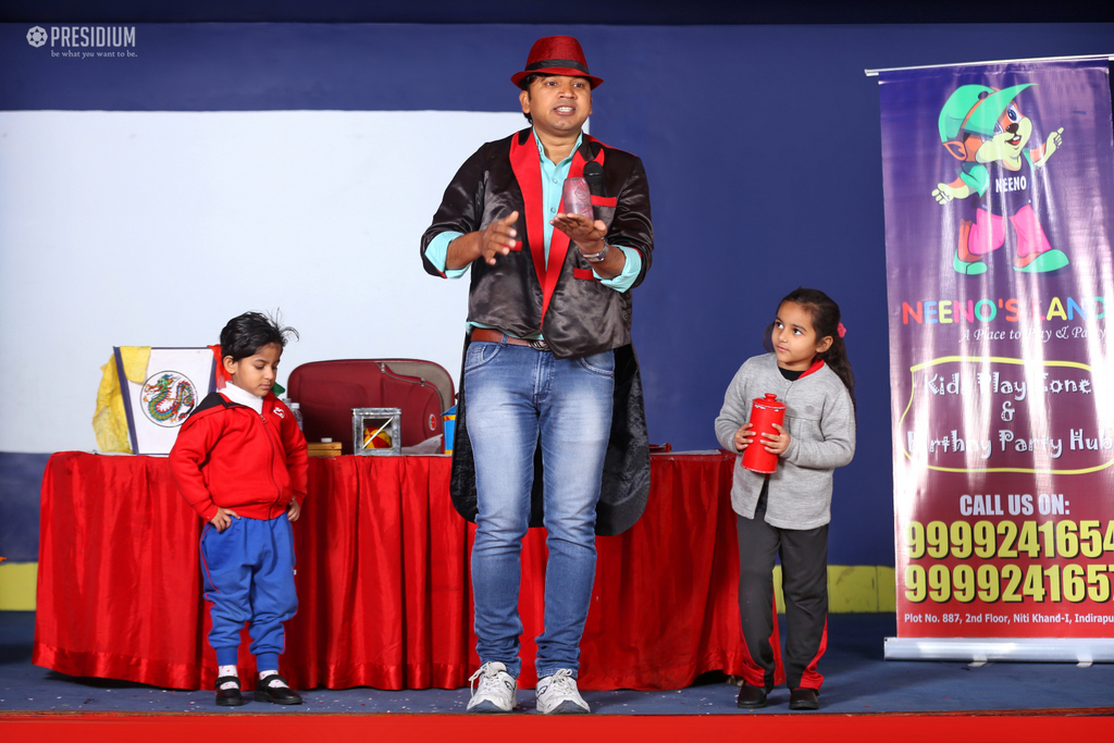 Presidium Vivek Vihar, A FASCINATING MAGIC SHOW AT PRESIDIUM