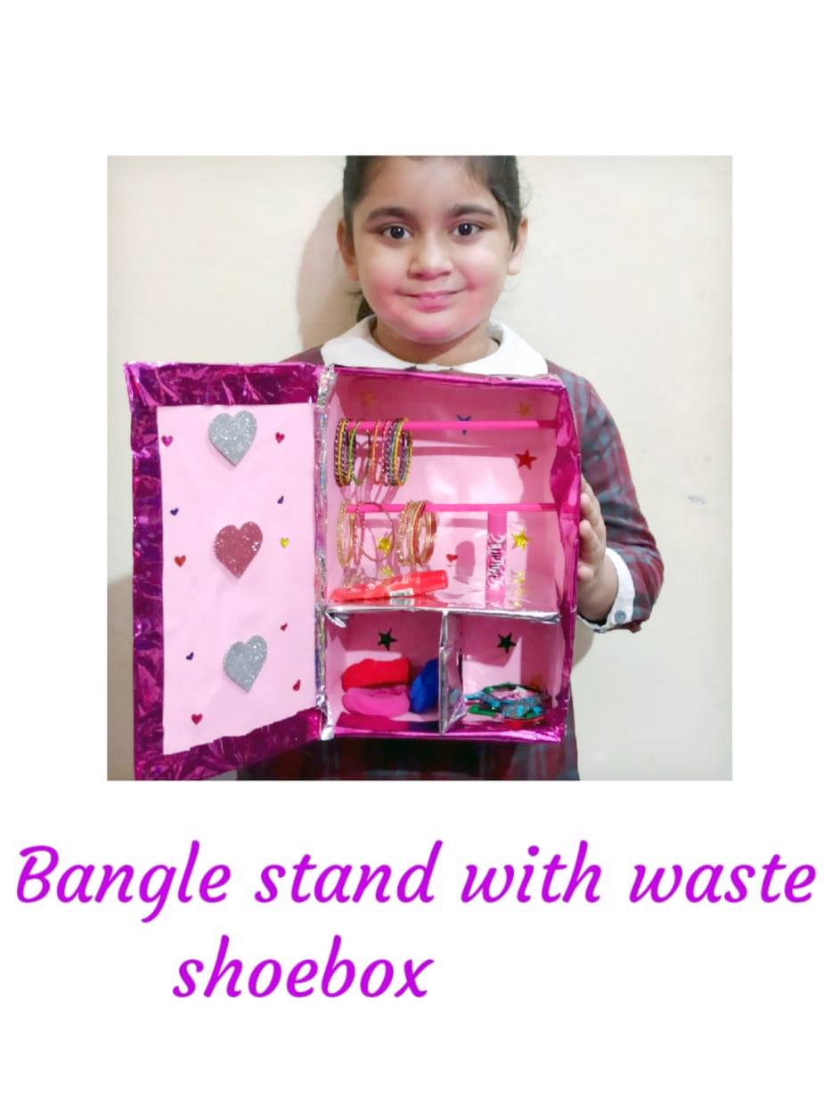 Presidium Dwarka-6, LITTLE ARTSY HANDS CREATE THE BEST OUT OF WASTE!