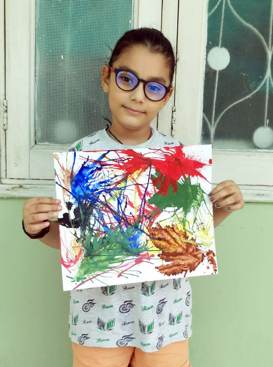 Presidium Gurgaon-57, STUDENTS EXHIBIT THEIR SKILLS WHILE THE BLOW PAINTING ACTIVITY