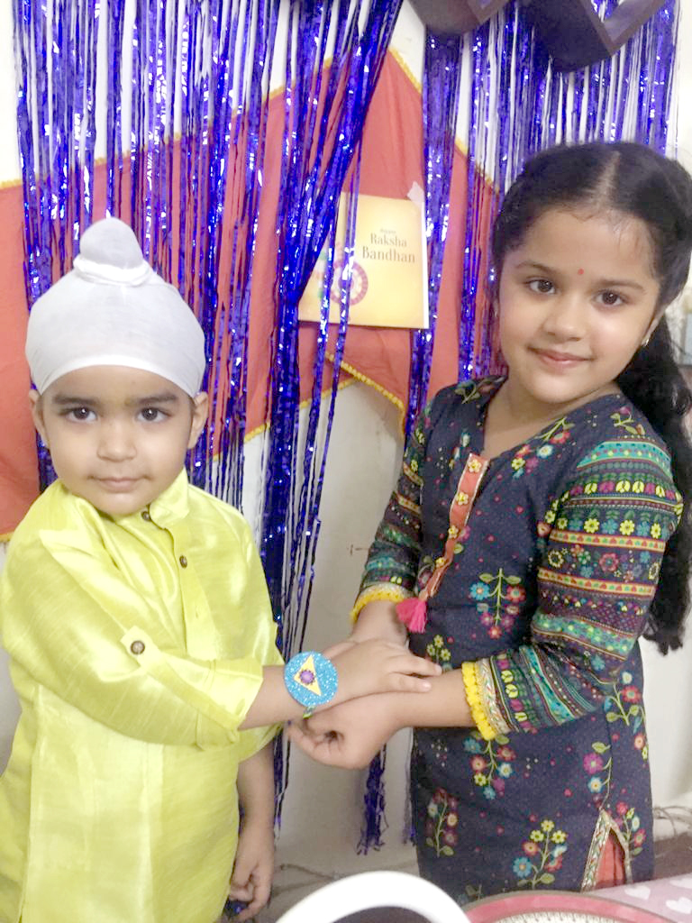 Presidium Pitampura, RAKSHA BANDHAN: PRESIDIANS EXPRESS LOVE FOR THEIR SIBLINGS! 