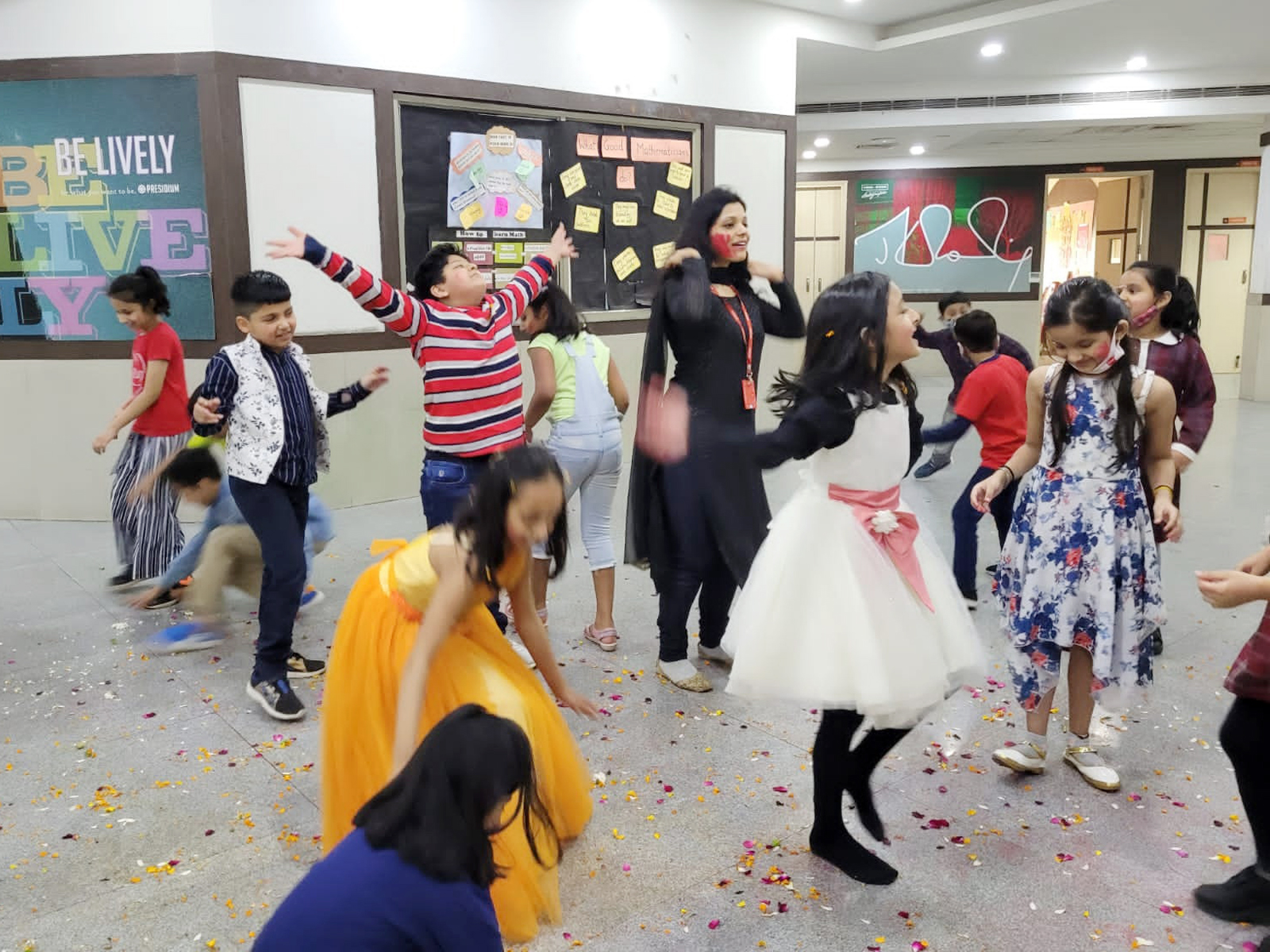 Presidium Gurgaon-57, STUDENTS CELEBRATE THE FESTIVAL OF COLOUR WITH ZEAL & ZEST! Presidium Gurgaon-57, STUDENTS CELEBRATE THE FESTIVAL OF COLOUR WITH ZEAL & ZEST!