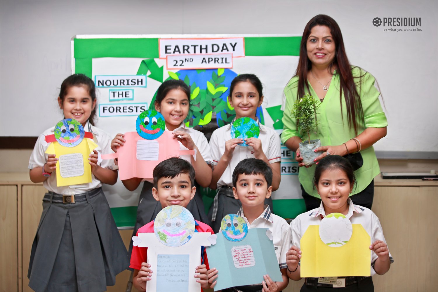 Presidium Indirapuram, PRESIDIANS CELEBRATE EARTH DAY WITH A PLEDGE TO SAVE ENVIRONMENT! 