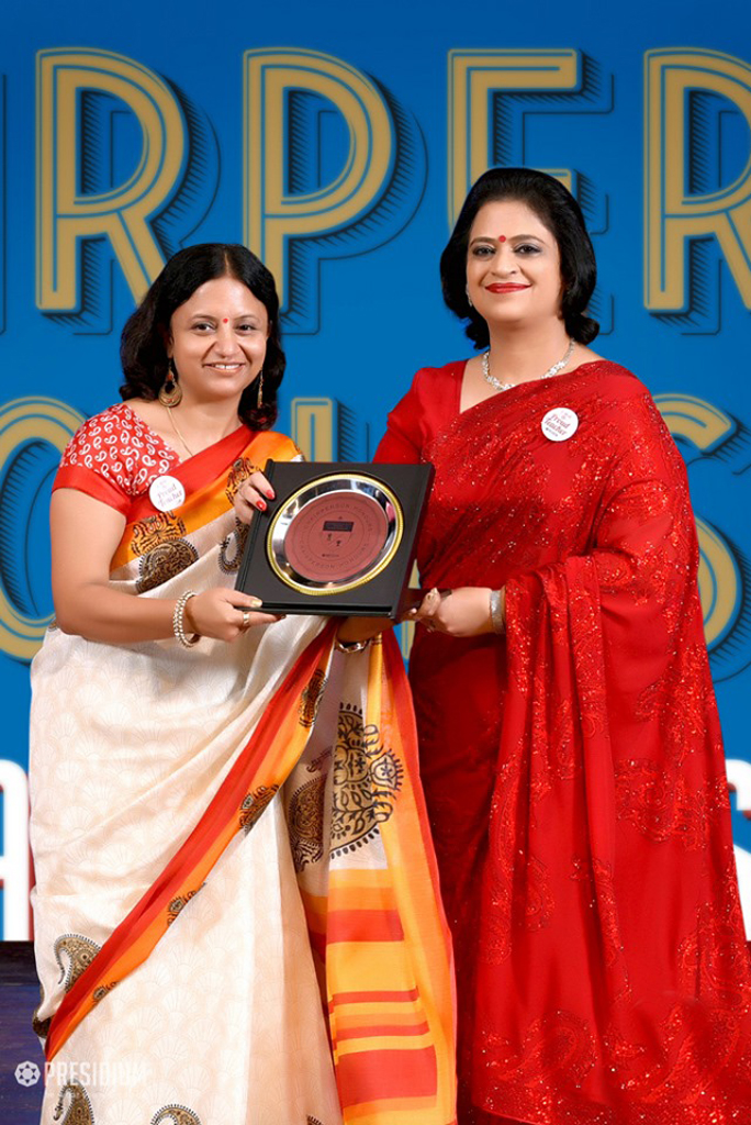 Presidium Gurgaon-57, MRS. SUDHA GUPTA MA’AM  ACKNOWLEDGES TEACHERS  AT CHAIRPERSON HONOURS
