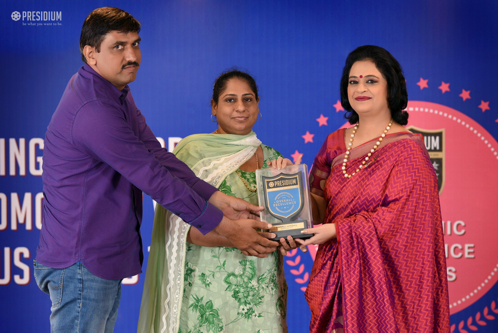 Presidium Gurgaon-57, ACADEMIC EXCELLENCE AWARDS LAUDS EFFORTS OF STUDENTS IN 2018-19