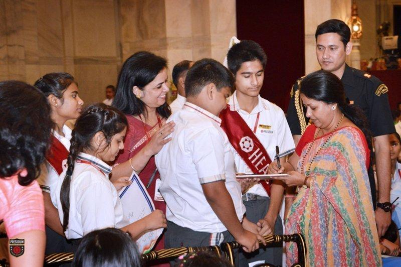 Presidium Rajnagar, PRESIDIANS CELEBRATE RAKSHABANDHAN WITH DIGNITARIES