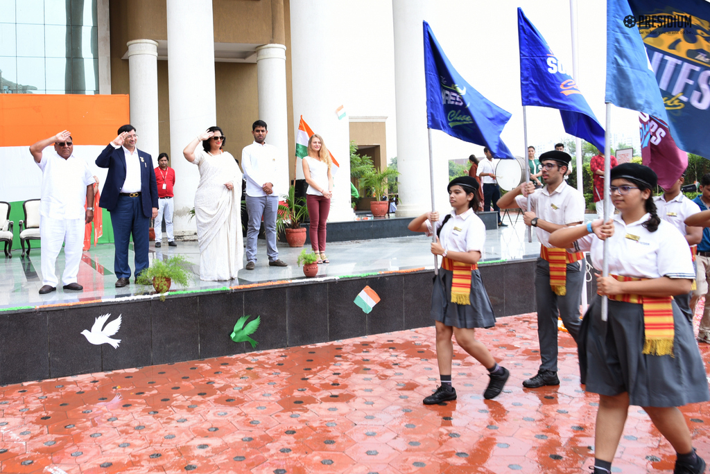 Presidium Gurgaon-57, MRS.SUDHA GUPTA CELEBRATES INDEPENDENCE DAY WITH PRESIDIANS