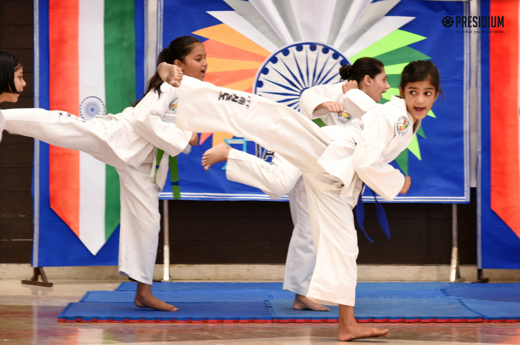 Presidium Indirapuram, MRS.SUDHA GUPTA GRACES THE GRAND INDEPENDENCE DAY CELEBRATION