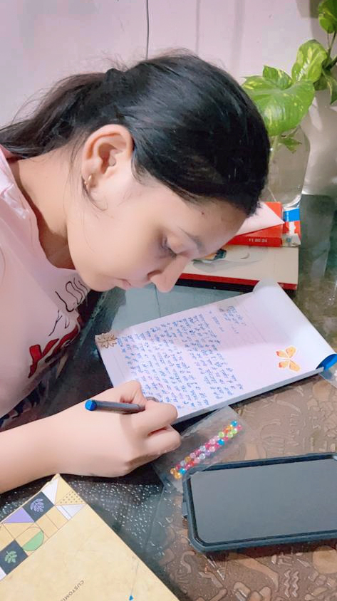 Presidium Punjabi Bagh, STUDENTS EXPRESS THEMSELVES WITH INFORMAL LETTER WRITING Presidium Punjabi Bagh, STUDENTS EXPRESS THEMSELVES WITH INFORMAL LETTER WRITING
