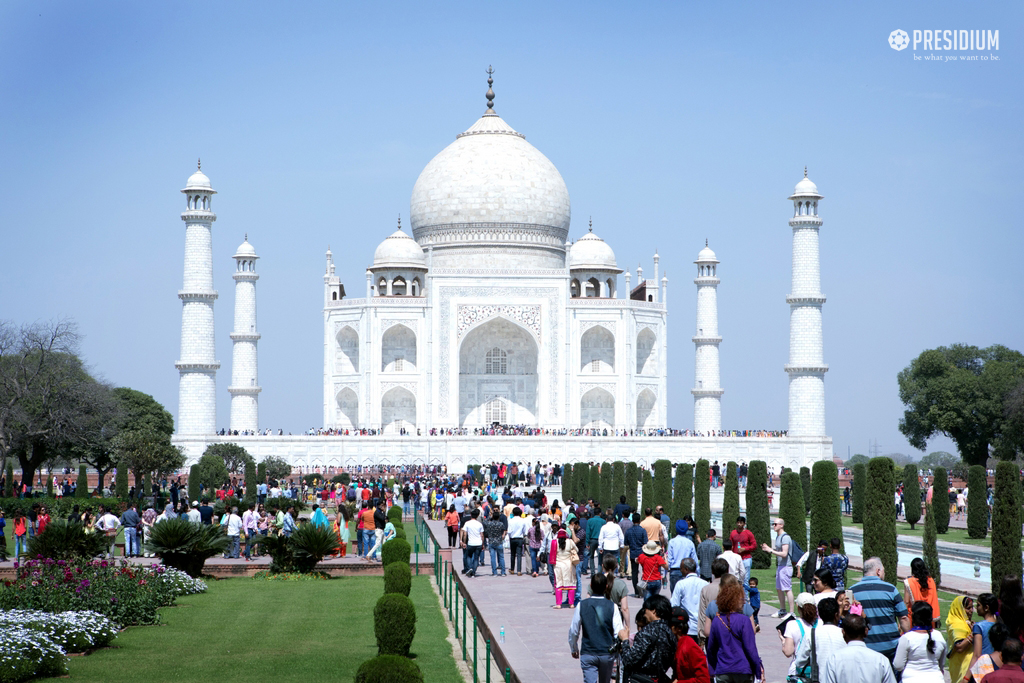 Presidium Gurgaon-57, PRESIDIANS VISIT THE TAJ MAHAL TO ADMIRE ITS MAJESTIC BEAUTY