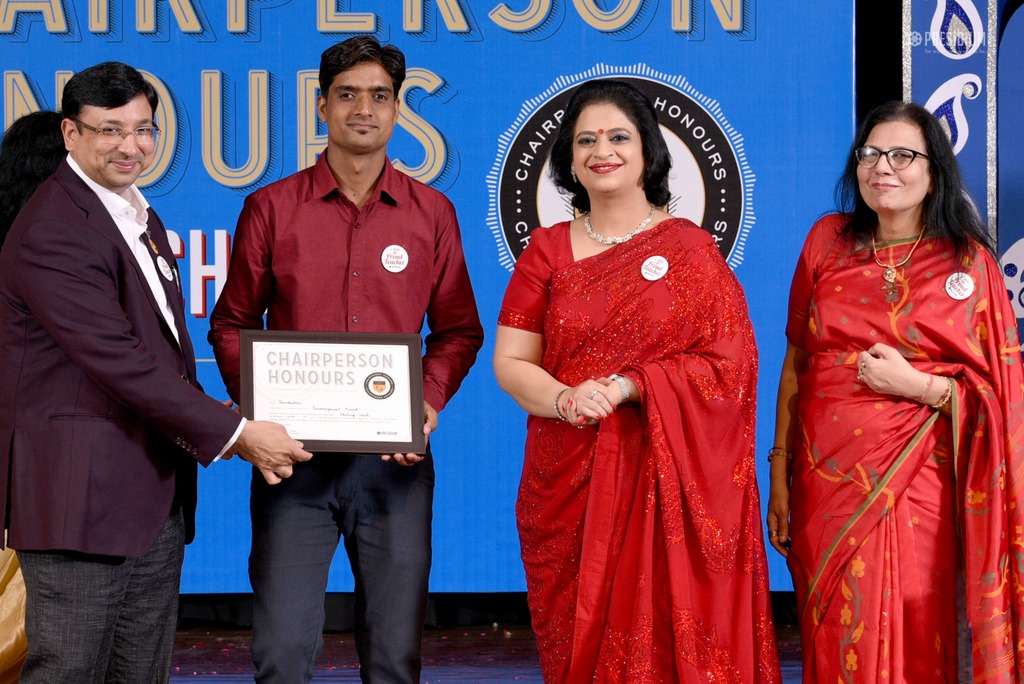 Presidium Gurgaon-57, MRS. SUDHA GUPTA MA’AM  ACKNOWLEDGES TEACHERS  AT CHAIRPERSON HONOURS