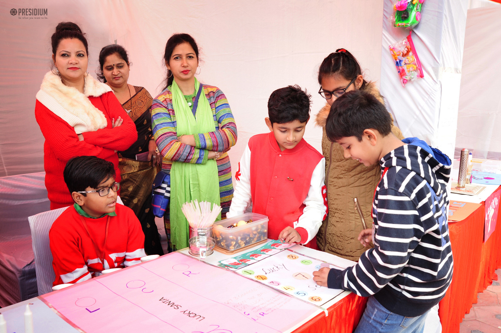 Presidium Gurgaon-57, CHRISTMAS FERVOUR AND MAGIC SPREADS AT THE CHRISTMAS CARNIVAL