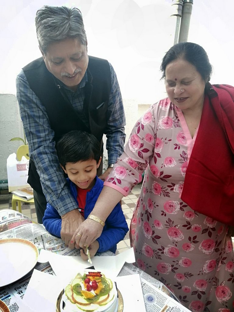 Presidium Indirapuram, PRESIDIANS PAY TRIBUTE TO THEIR LOVING GRANDPARENTS!