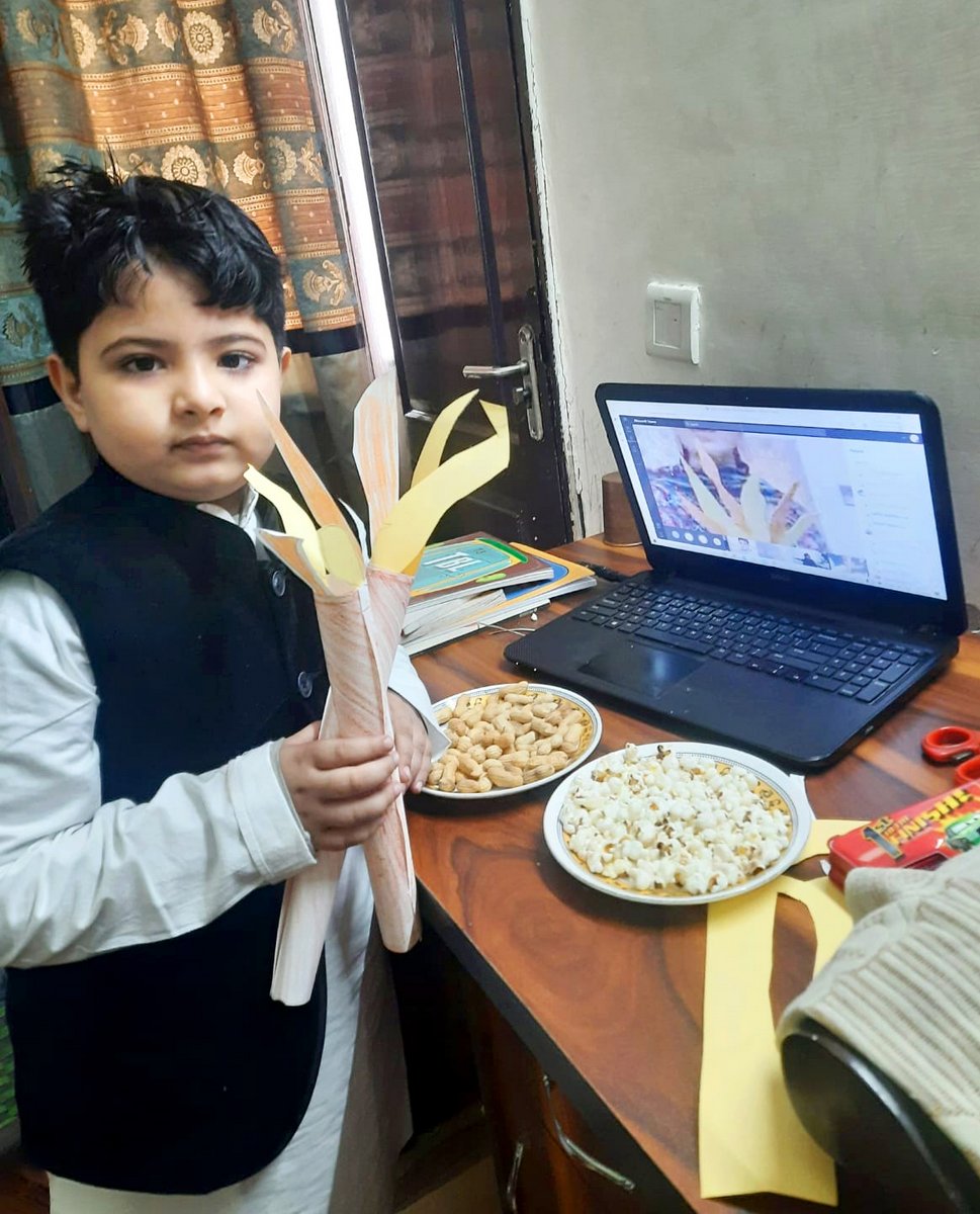 Presidium Indirapuram, PRESIDIANS CELEBRATE LOHRI WITH SWEETS, SONGS, AND DANCE!